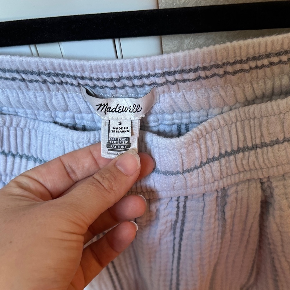 EUC Madewell The Untailored Wide-Leg Crop Pant in Striped Lightspun sz small - Picture 2 of 5
